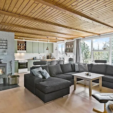 Holiday home Bl1136-blokhus-graevlingevej-6